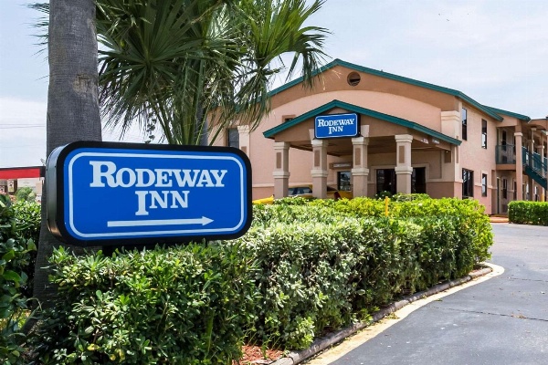 Rodeway Inn - Galveston image 1